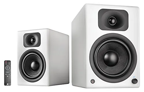 Wavemaster Two PRO Lautsprecher - Hochwertige 2-Wege Lautsprecher mit 55 W RMS Ausgangsleistung, Bluetooth®-Funktion und elegantem Holzgehäuse – ideal für erstklassigen Sound in jedem Raum.